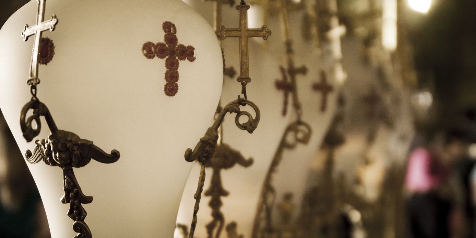 OCOA-1600x800-RELIGION-14